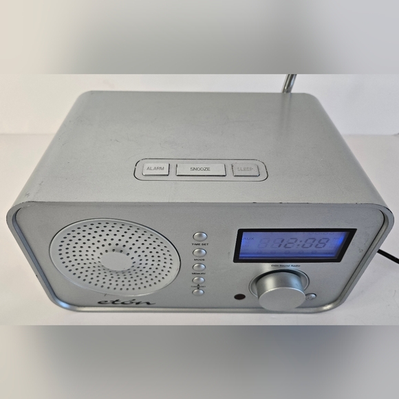 Silver Eton Sound 100 AM/FM Clock Radio With Alarm, Speaker Tested Working - Picture 3 of 10